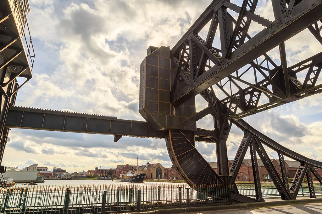 Pakeitus rangovą, tiltas bus uždarytas dar metams